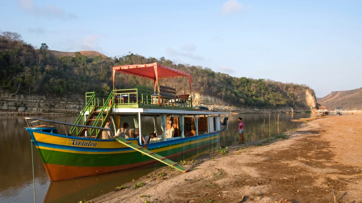 Tsiribihina River Descent Tour: What It’s Really Like